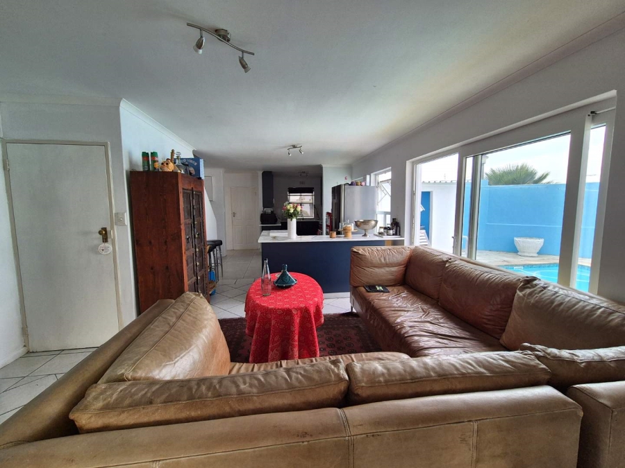 4 Bedroom Property for Sale in Marina Da Gama Western Cape